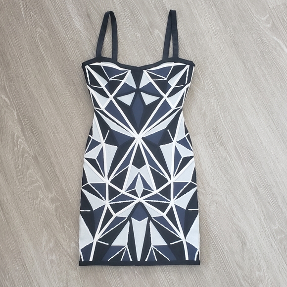 dress straps falling down